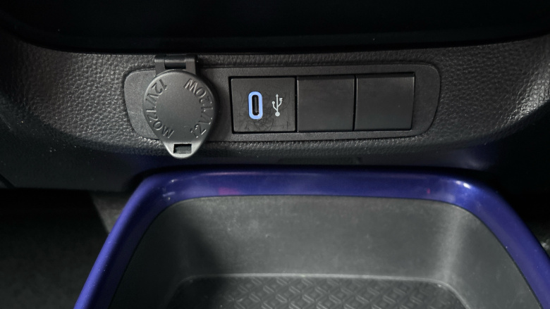 Toyota Aygo X 1.0 VVT-i Edge 5dr Petrol Hatchback